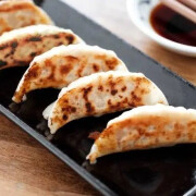 Vegetable Gyoza (6 pcs)