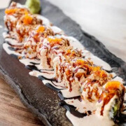 Volcano Roll (8 Pcs)